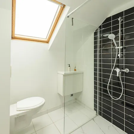 Apartment Moderne, Confortable Et Bien Situe